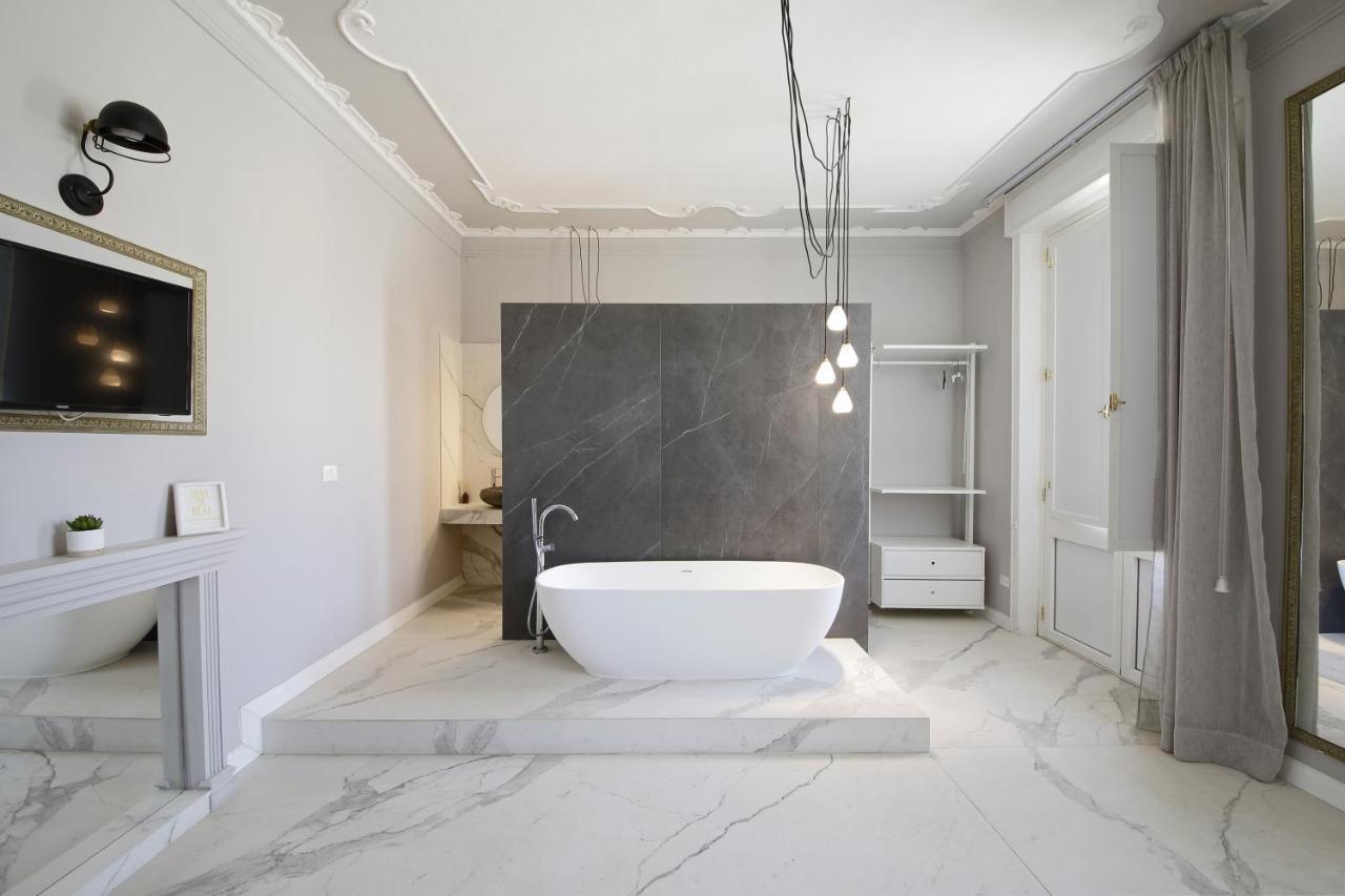 Le Bain Suite - Accanto Al Mare Vicinissima A Ortigia E Al Teatro سيراكوزا المظهر الخارجي الصورة